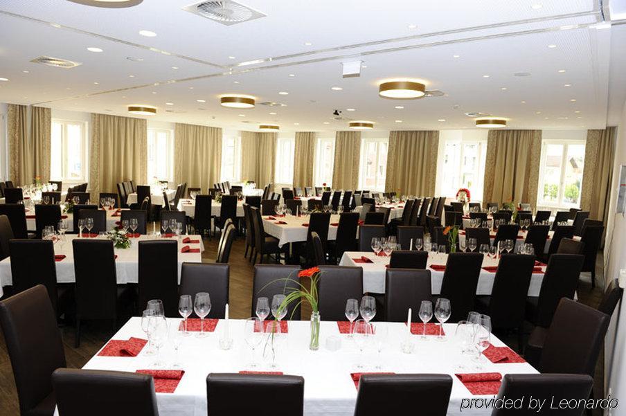Hotel Goldener Adler Wattens Restaurant photo